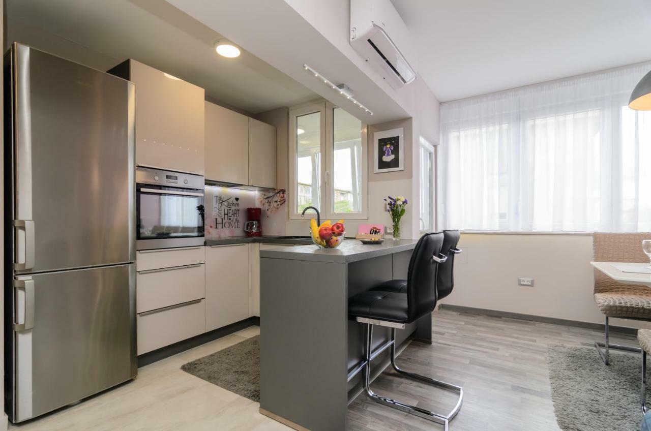 Calm Apartment & Room زادار المظهر الخارجي الصورة
