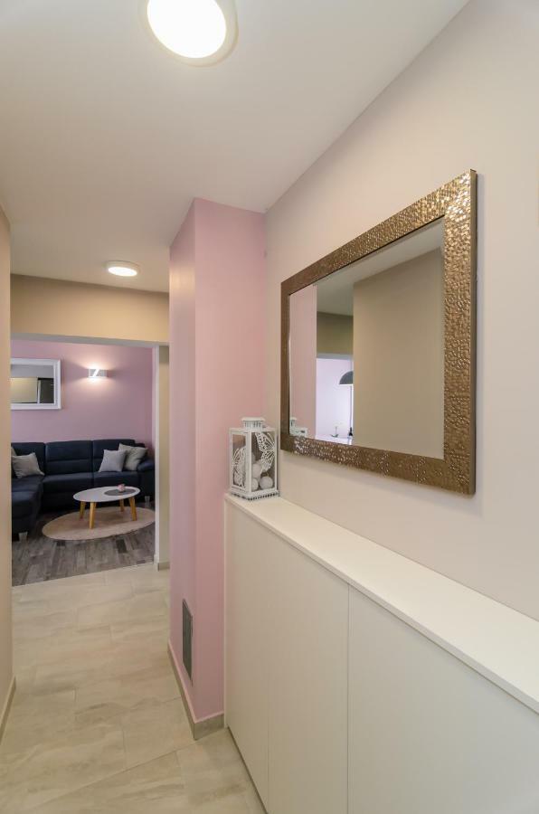 Calm Apartment & Room زادار المظهر الخارجي الصورة