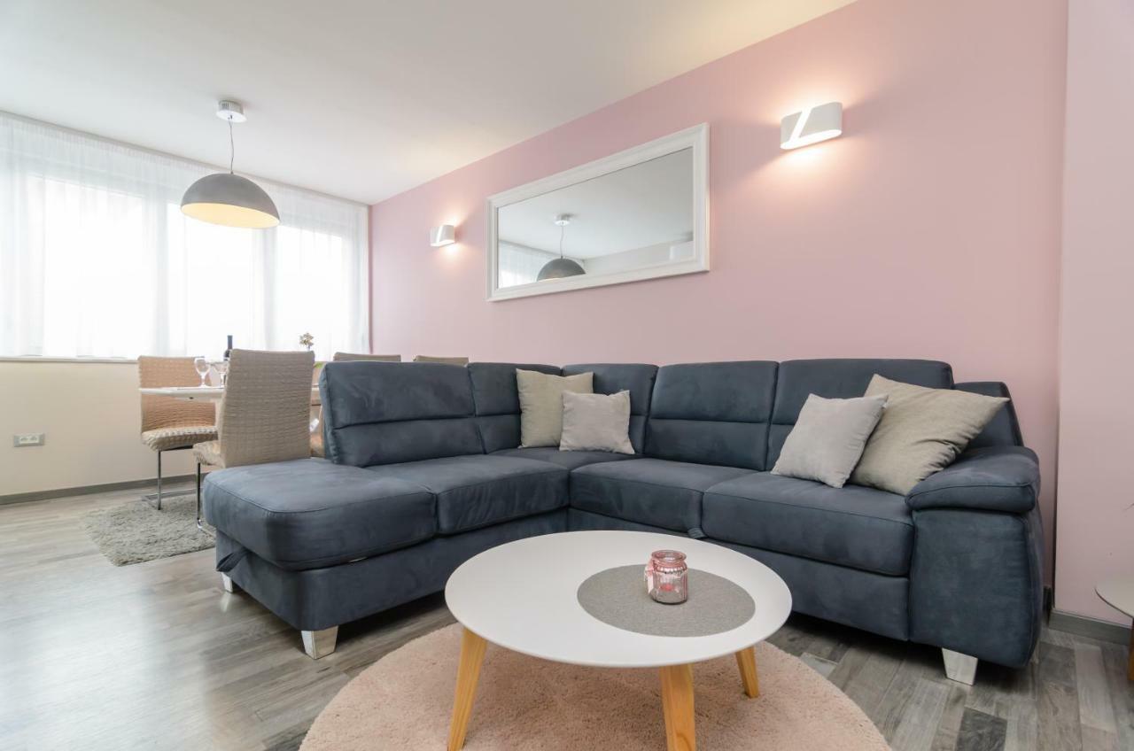 Calm Apartment & Room زادار المظهر الخارجي الصورة