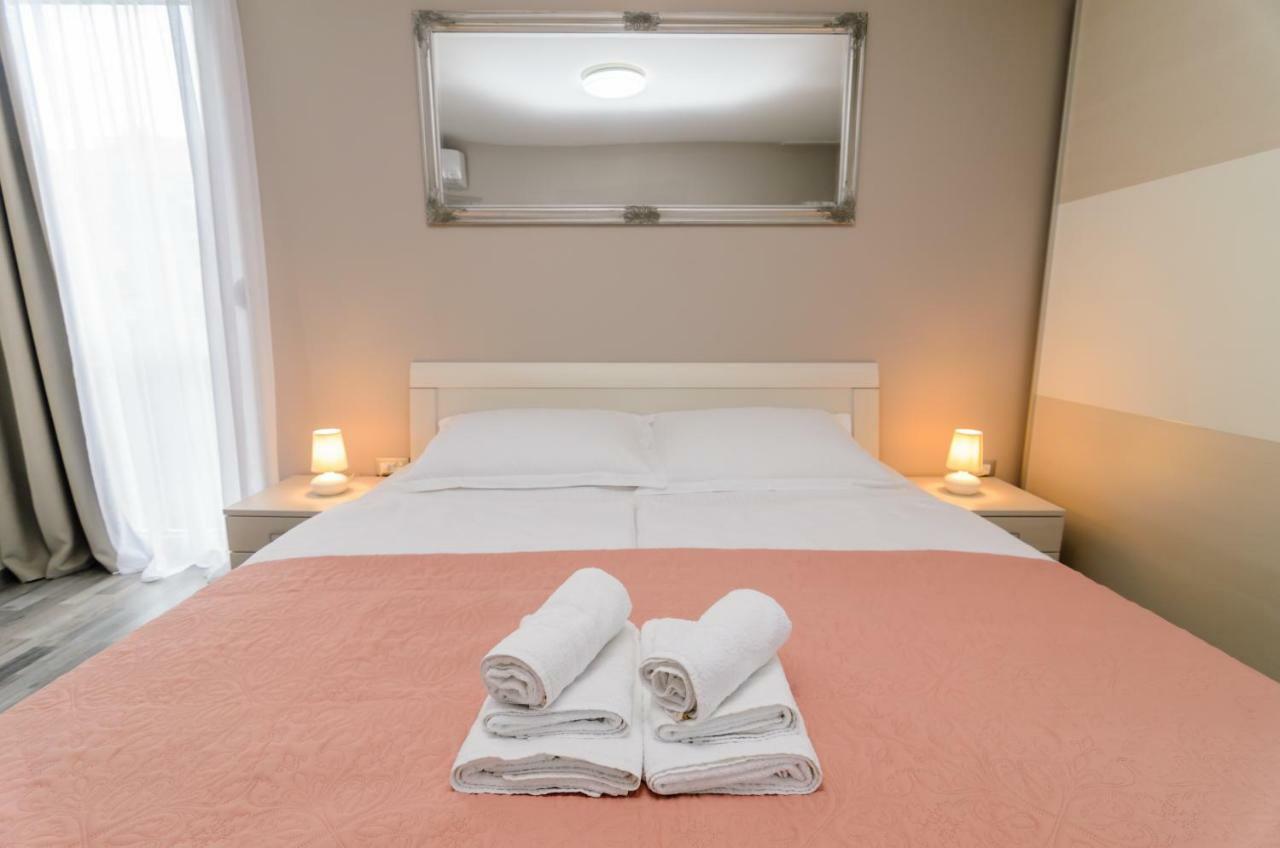 Calm Apartment & Room زادار المظهر الخارجي الصورة