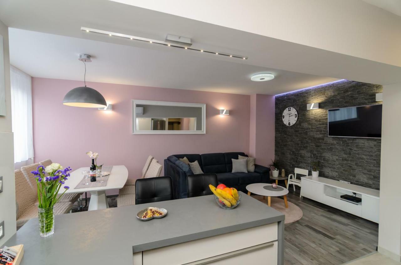 Calm Apartment & Room زادار المظهر الخارجي الصورة
